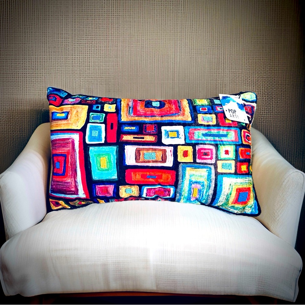 World Traveler Collection NWT Amazing Pop Art Retro Velour Beaded Accent Pillow